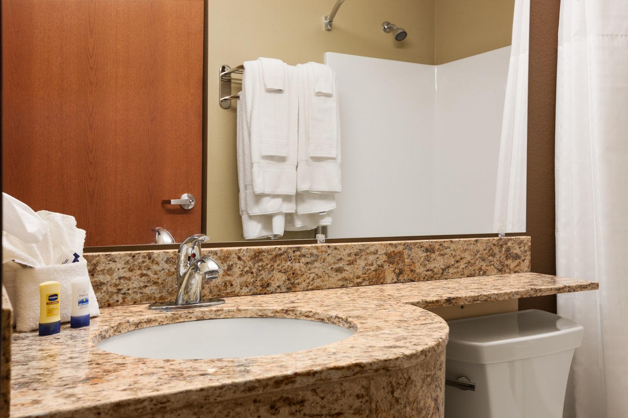 Microtel Inn & Suites Kenedy Extérieur photo