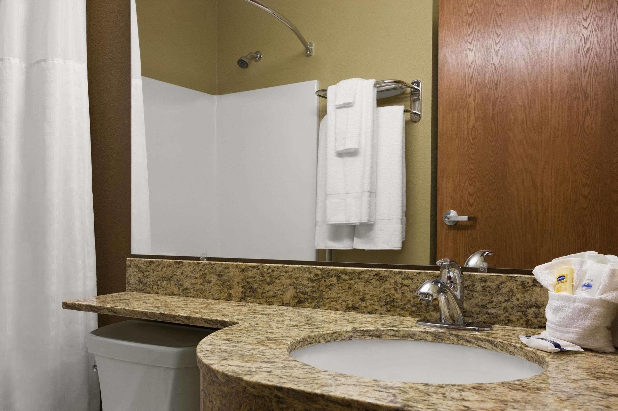Microtel Inn & Suites Kenedy Extérieur photo