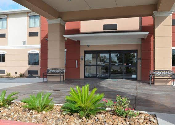 Microtel Inn & Suites Kenedy Extérieur photo
