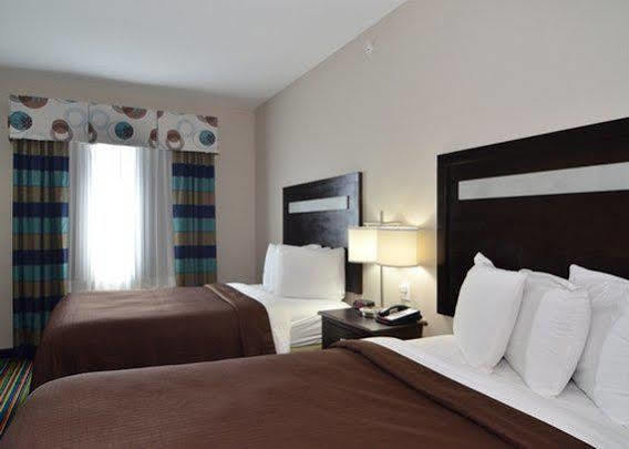 Microtel Inn & Suites Kenedy Extérieur photo